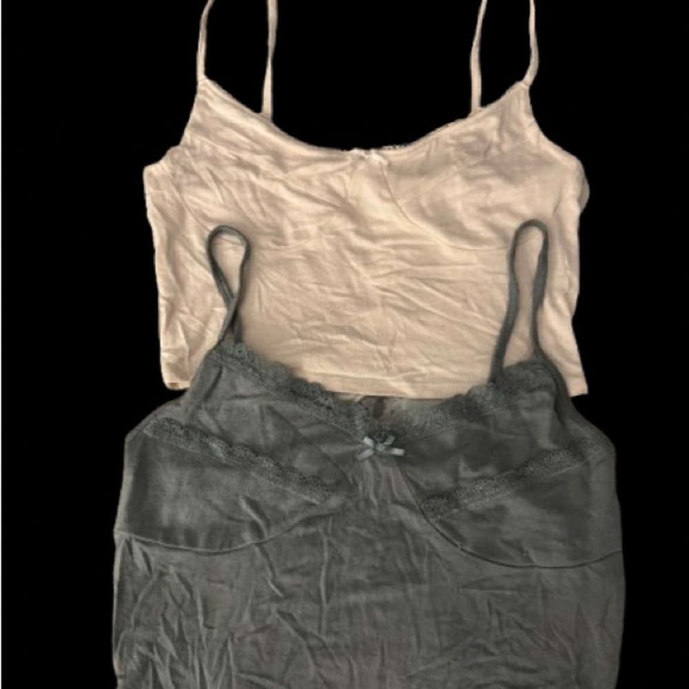 La Hearts Cream and Gray Crop Tops